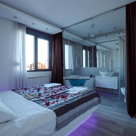 Luxury Boutique City Center Apartments Belgrad Exteriör bild